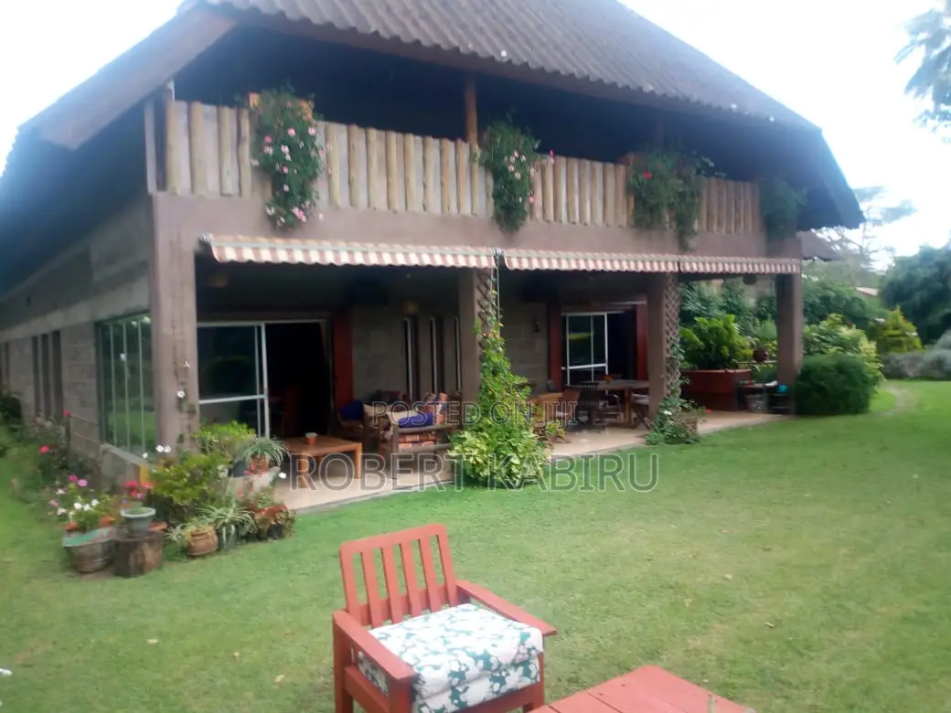 Land for Sale 10 Acres Facing Lake Elementaita