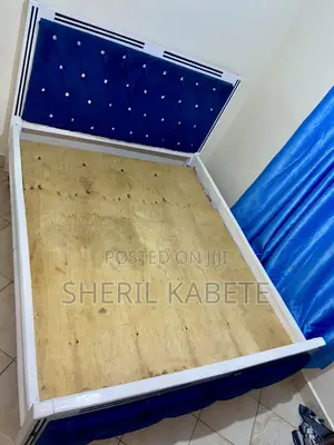 It’s a Moket Bed