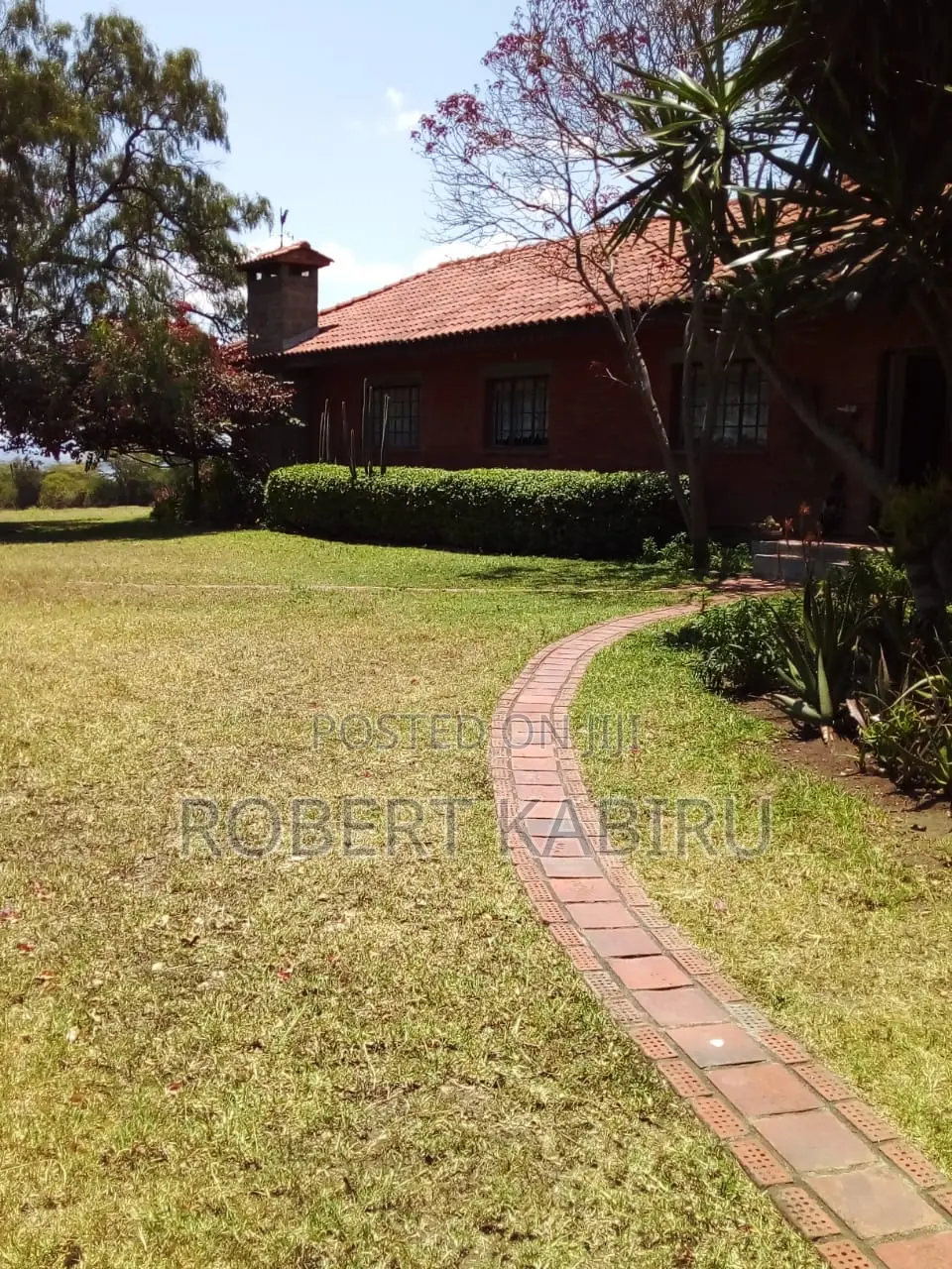Land for Sale 10 Acres Facing Lake Elementaita