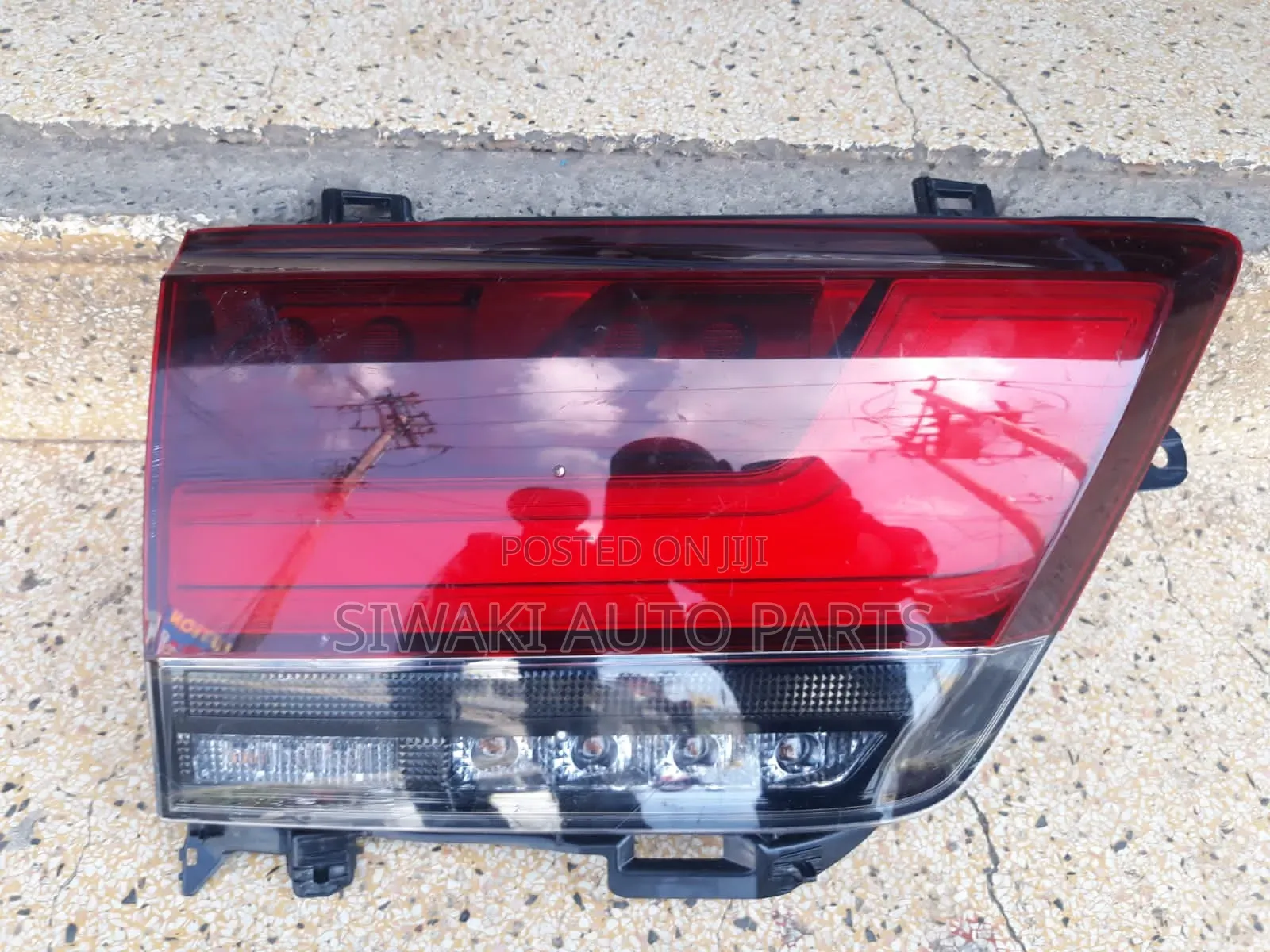 LC 300 Bootlights