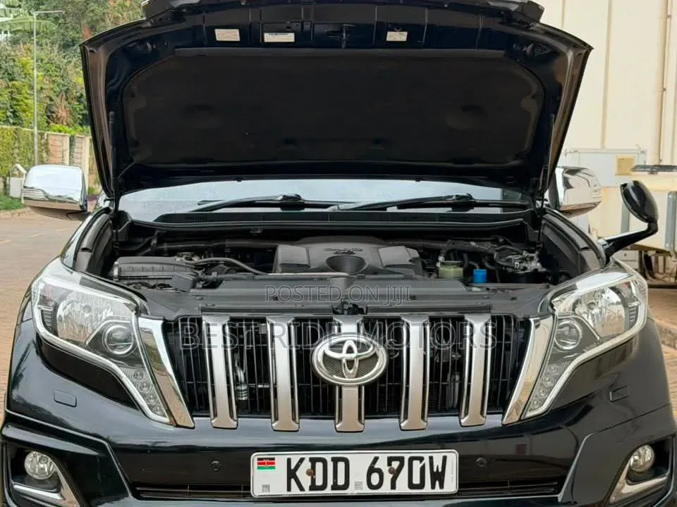 Toyota Land Cruiser Prado 2.8 2017 Black
