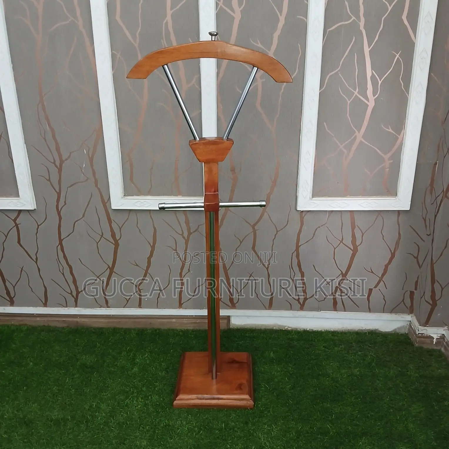 Coat Hanger; Executive Wooden Suit Valet Stand