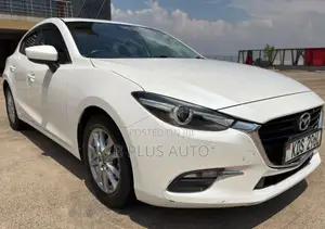 Mazda Axela 2018 White