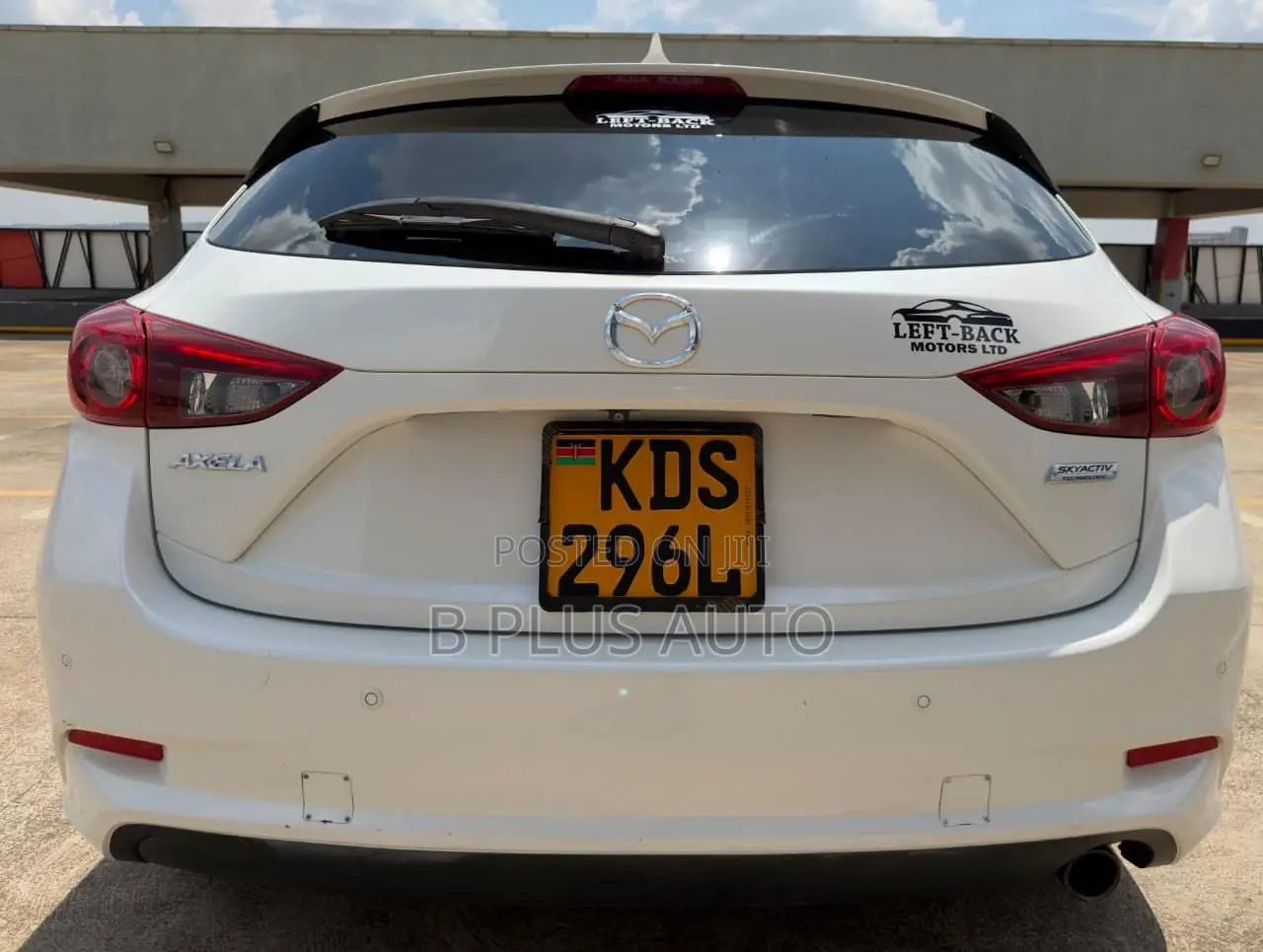Mazda Axela 2018 White