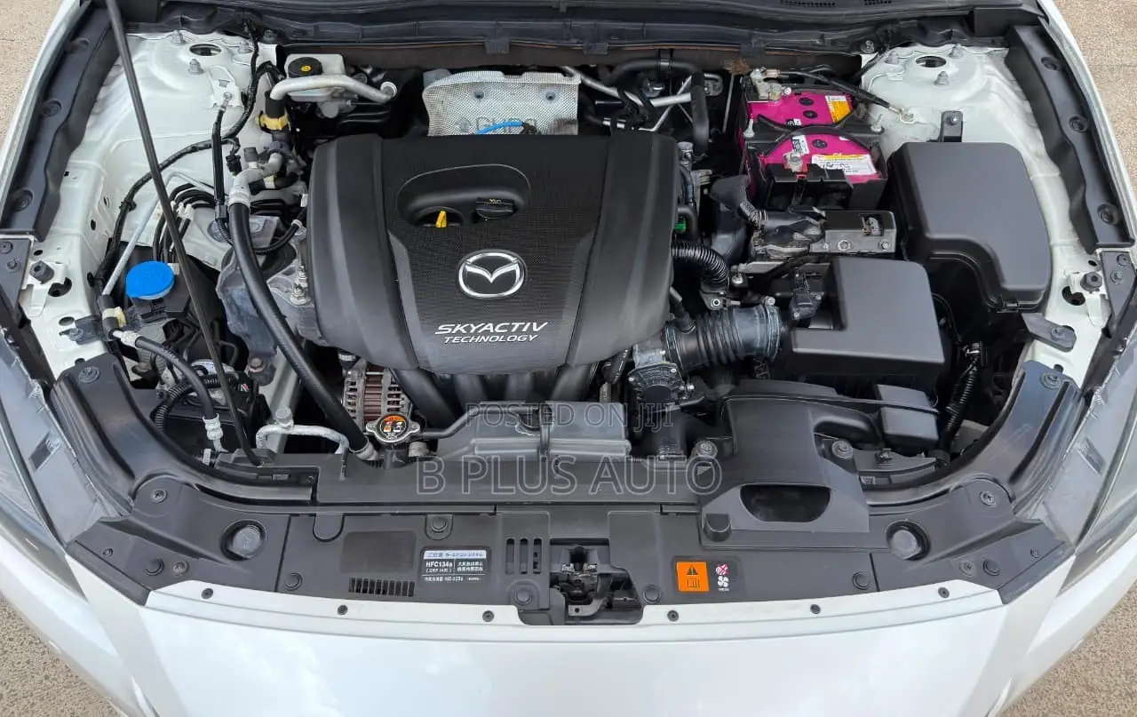 Mazda Axela 2018 White