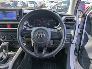 Toyota Raize 1.0 FWD 2020 Pearl