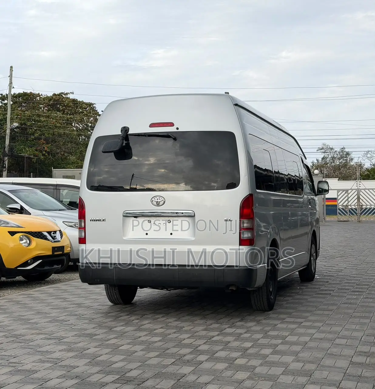 Toyota HiAce 2019 Silver