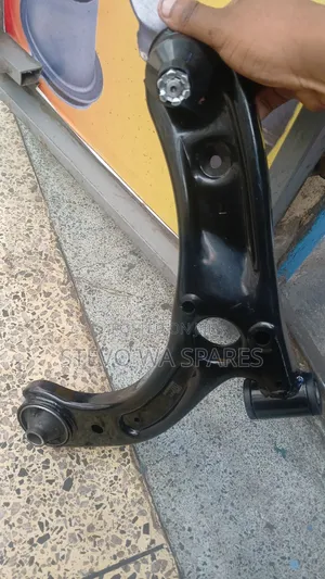 Daihatsu Mira Control Arm