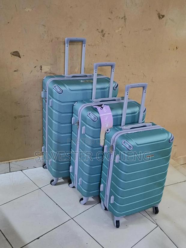 Fiber Suitcase - thumbnail 3