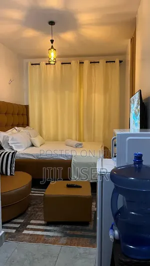 Chic Nairobi Studio | Minutes to JKIA & SGR