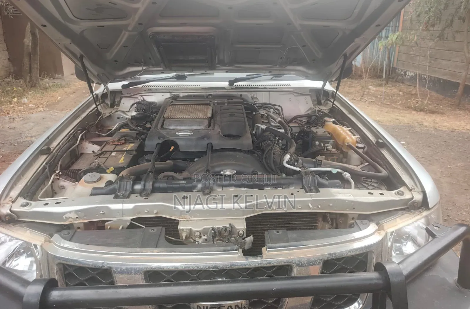 Nissan Hardbody 2016 Gray
