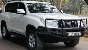 Toyota Land Cruiser Prado 2013