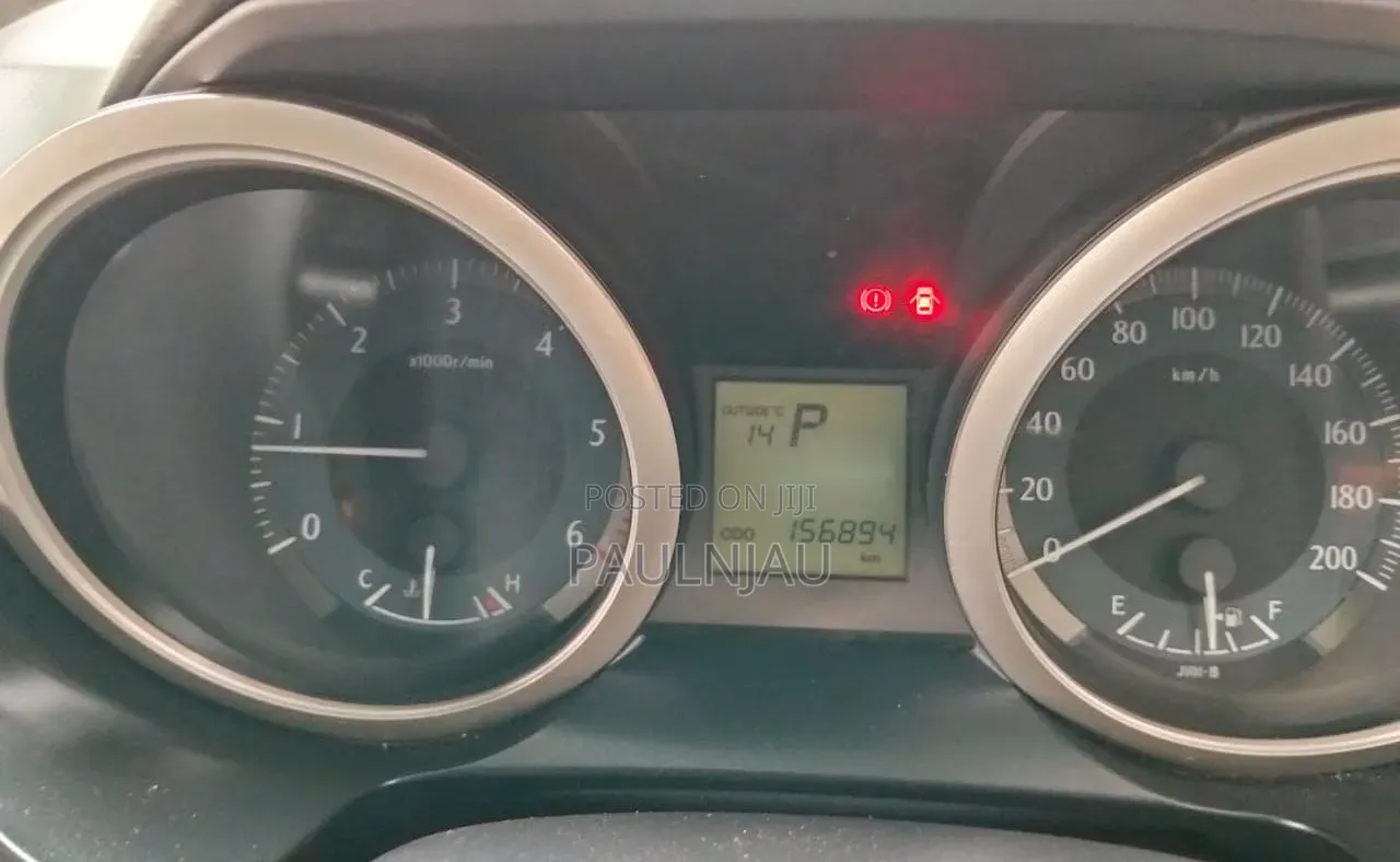 Toyota Land Cruiser Prado 2013