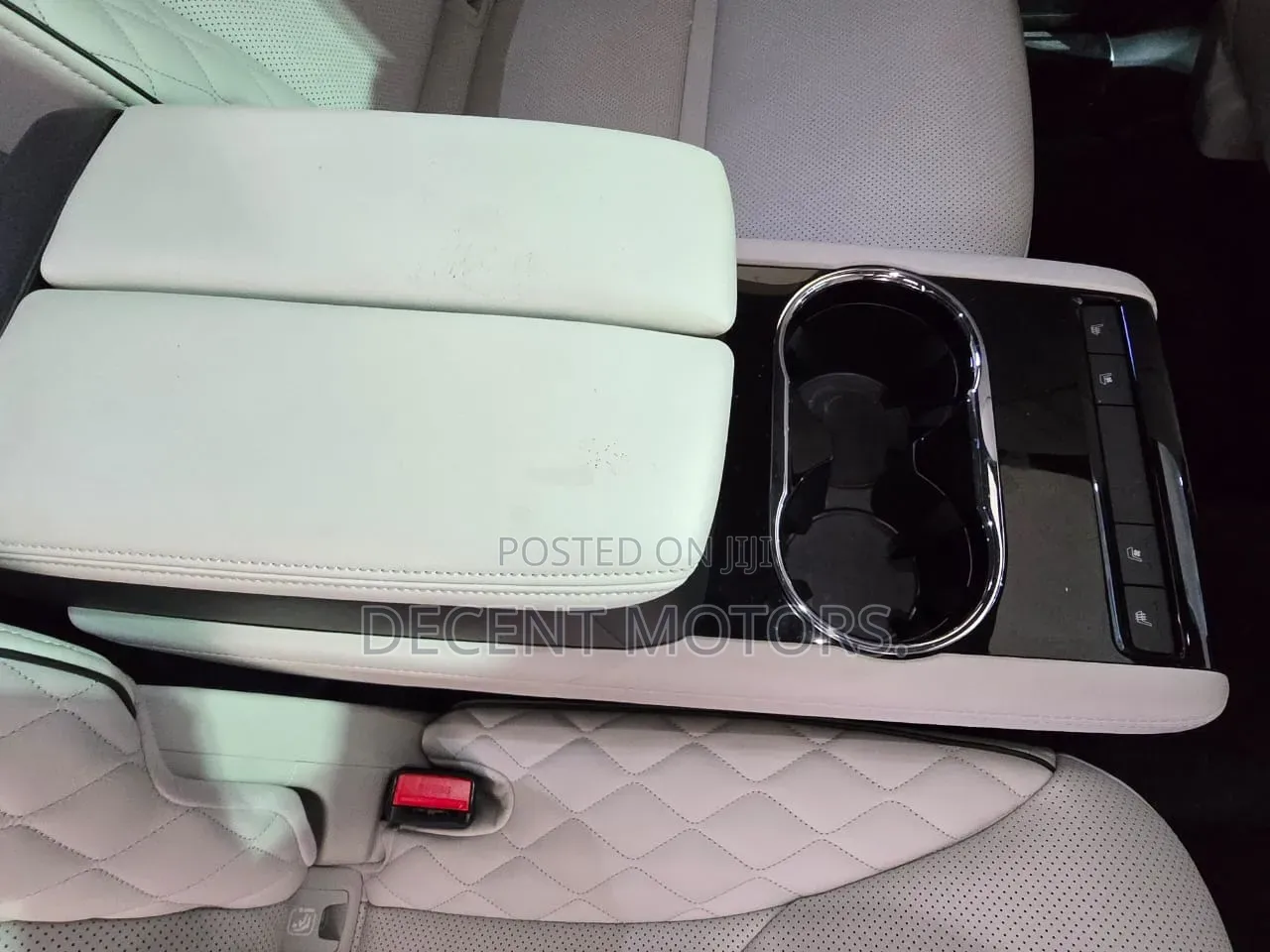 Mazda CX-8 2020 Beige