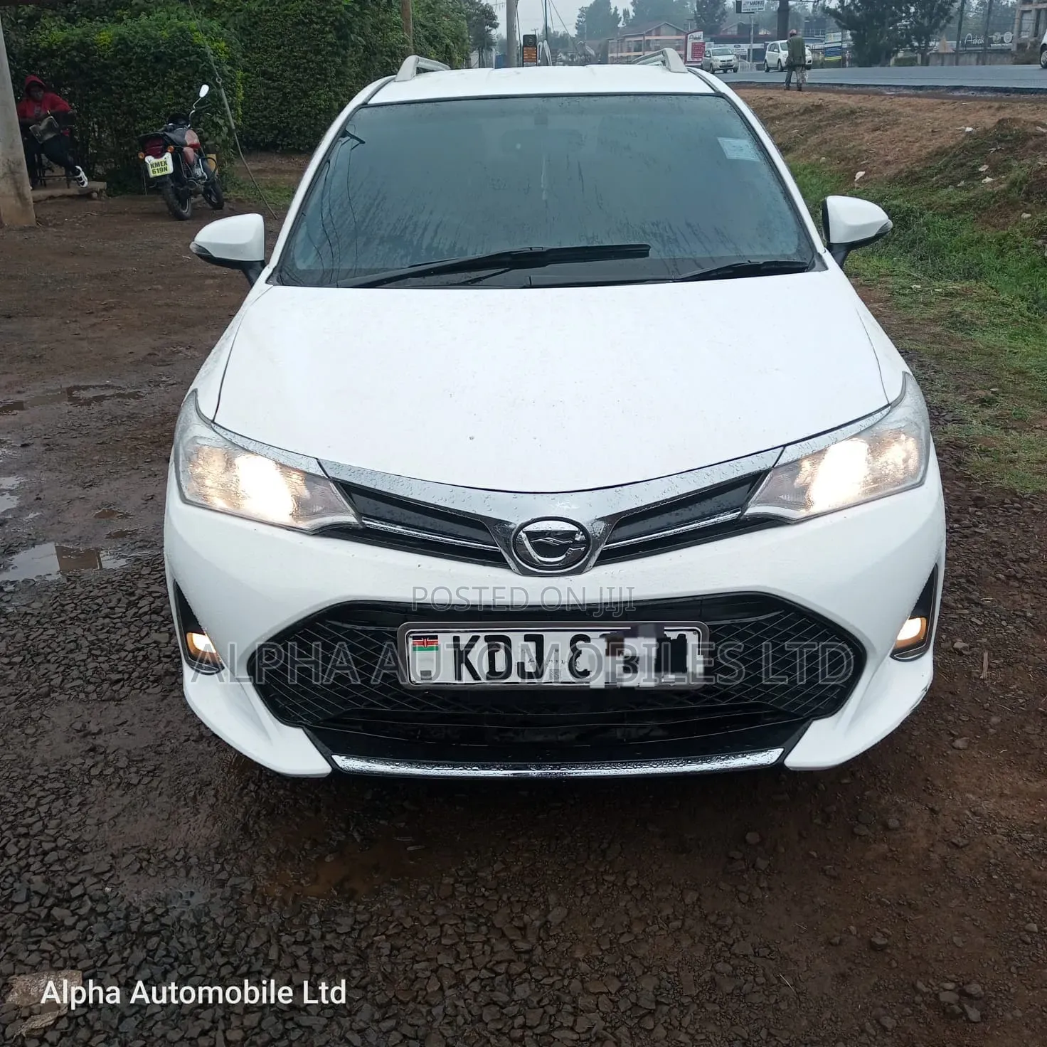Toyota Corolla Fielder 2015 White