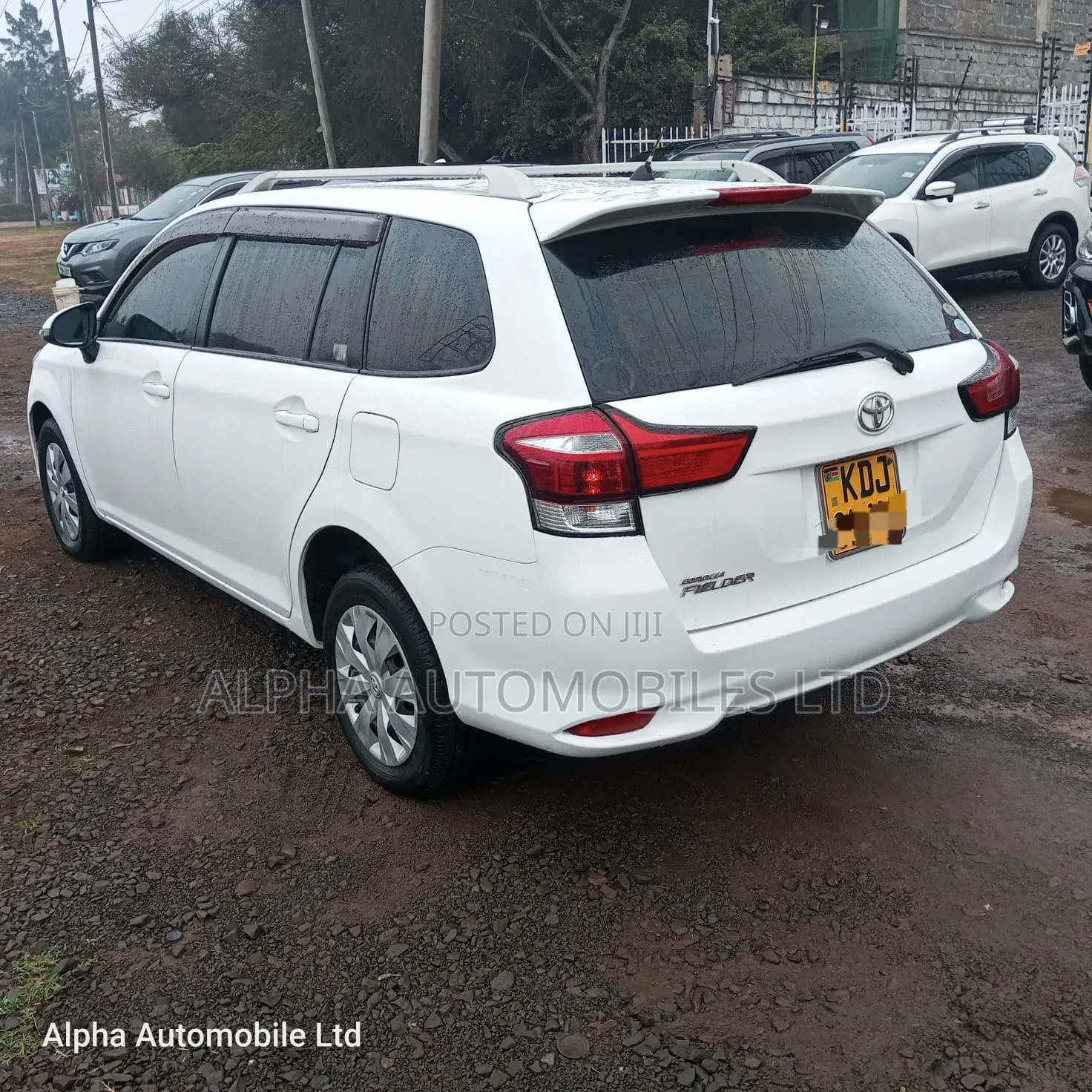 Toyota Corolla Fielder 2015 White