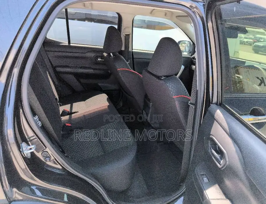 Toyota Raize 1.0 FWD 2020 Matt Black