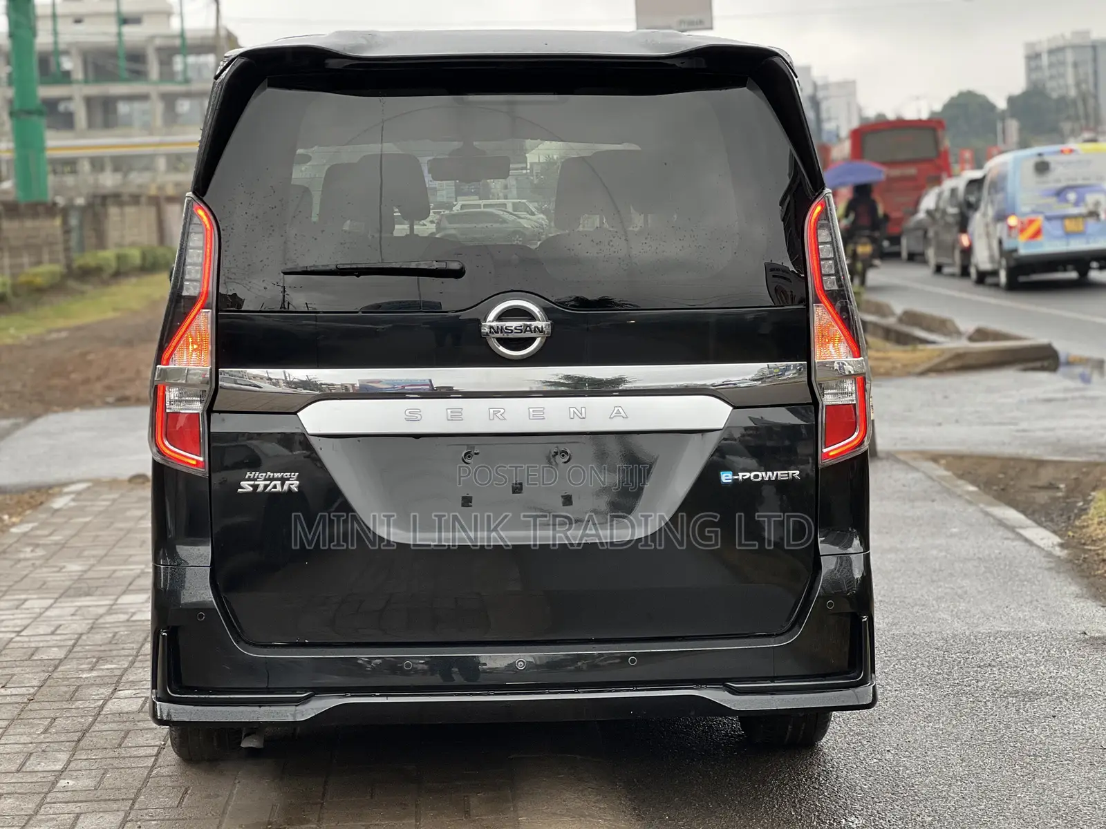 Nissan Serena 2021 Black