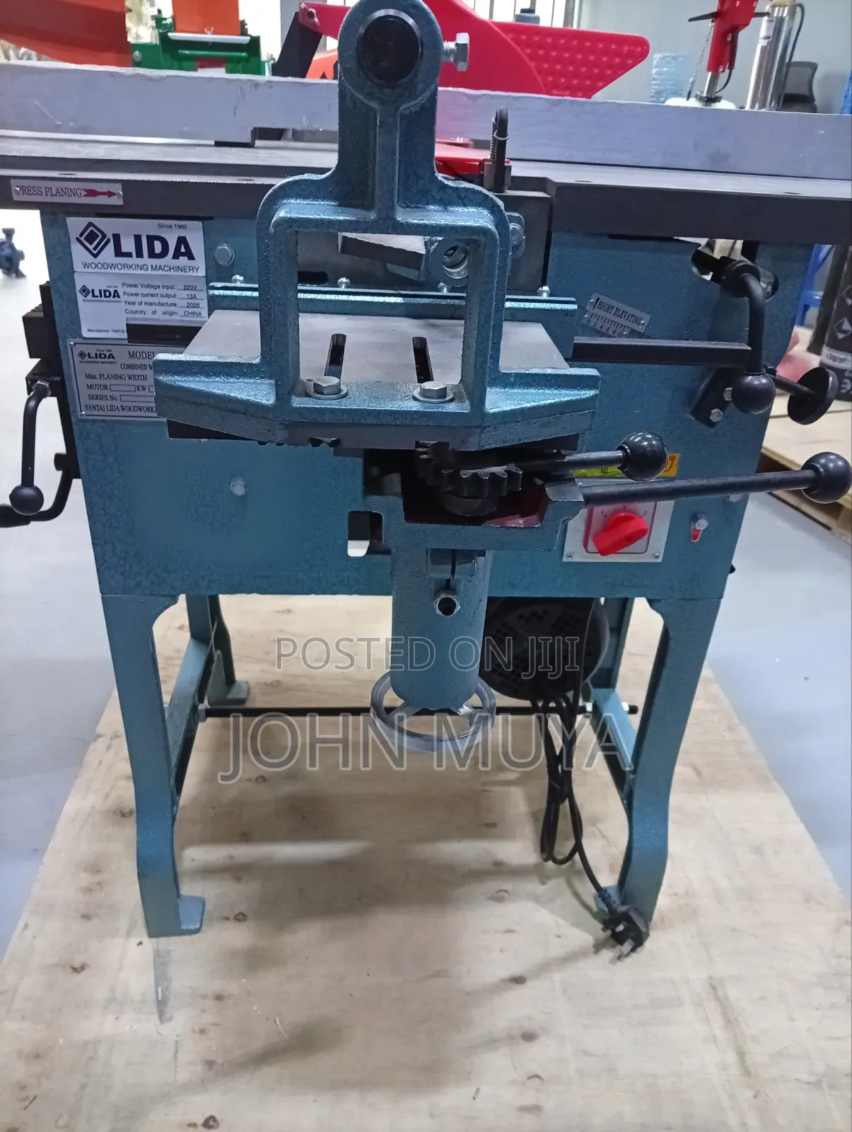 Professional 8-in-1 Woodworking Machine for Startup Carpentry Business