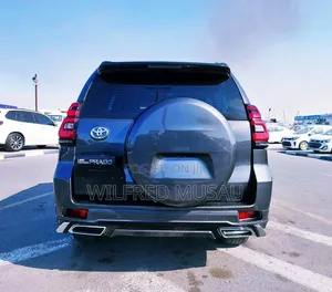Toyota Land Cruiser Prado 2020 Gray
