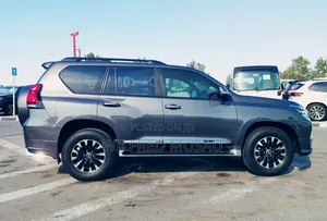 Toyota Land Cruiser Prado 2020 Gray