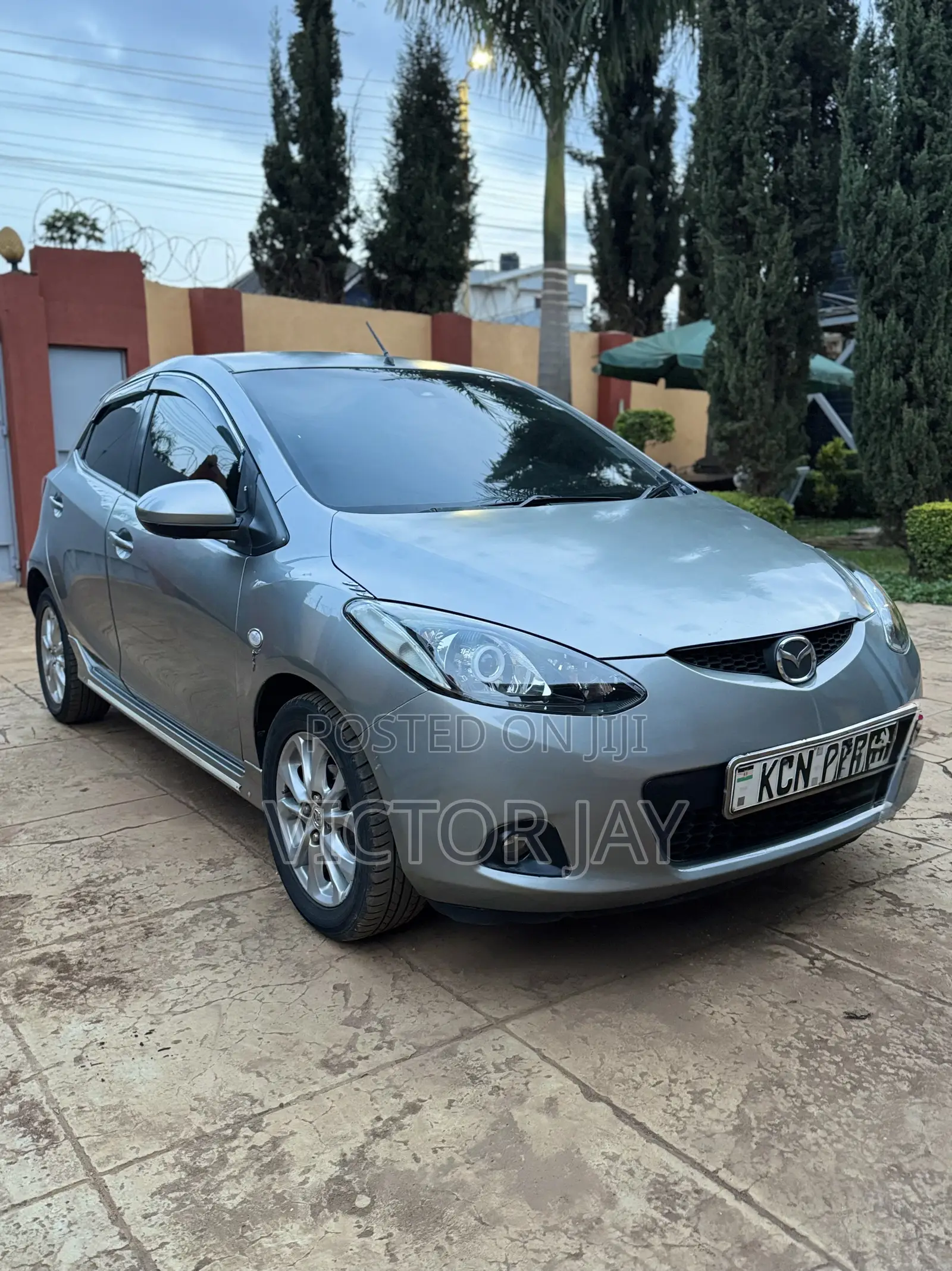 Mazda Demio 2010 Gray