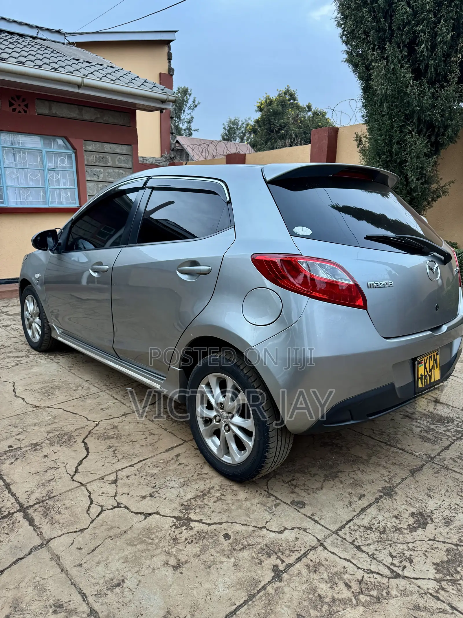 Mazda Demio 2010 Gray