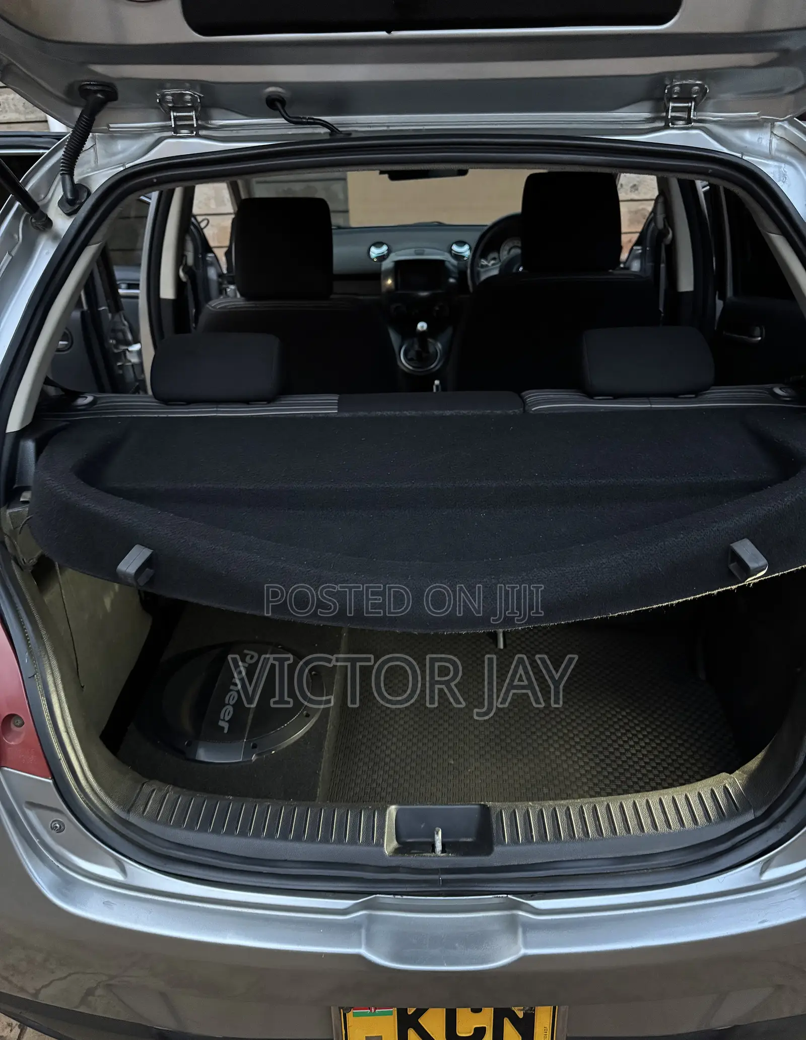 Mazda Demio 2010 Gray