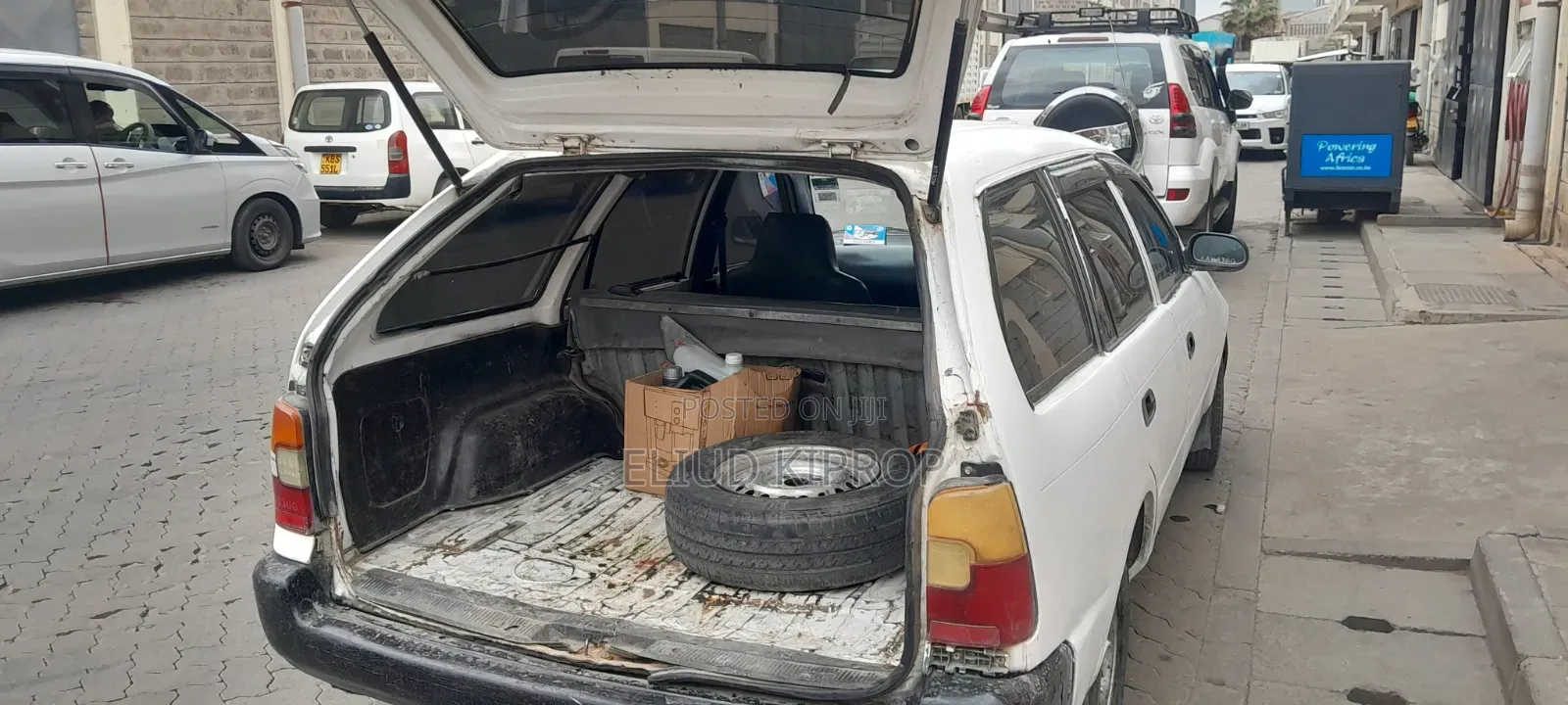 Toyota Corolla 1998 White