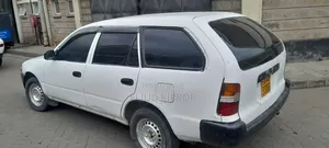 Toyota Corolla 1998 White