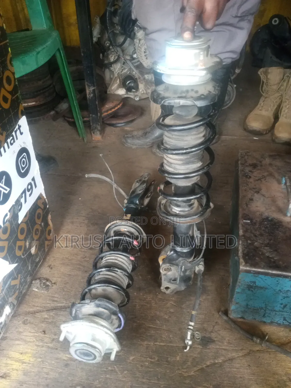 Daihatsu Shock Absorber