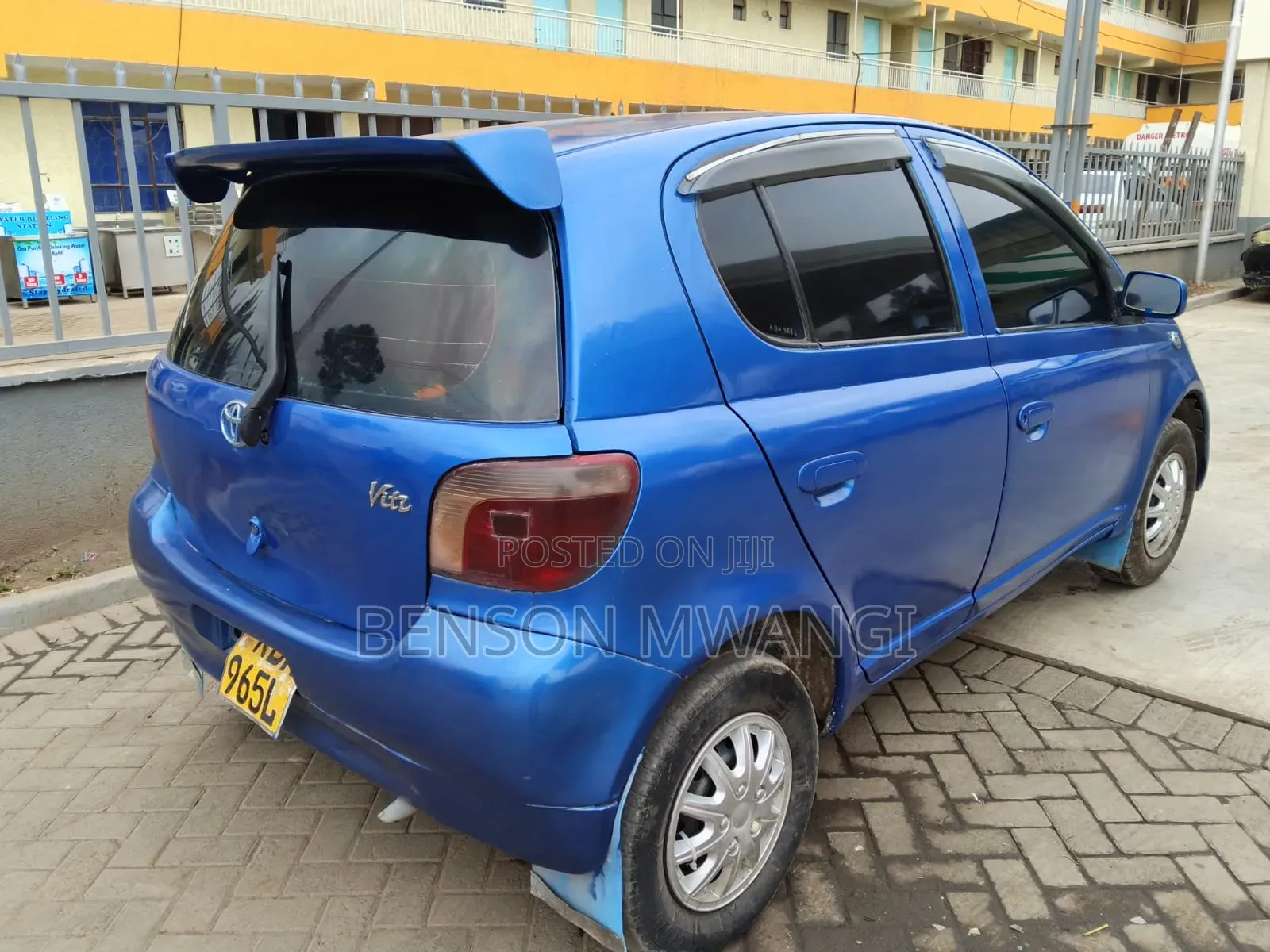 Toyota Vitz 2002 Blue
