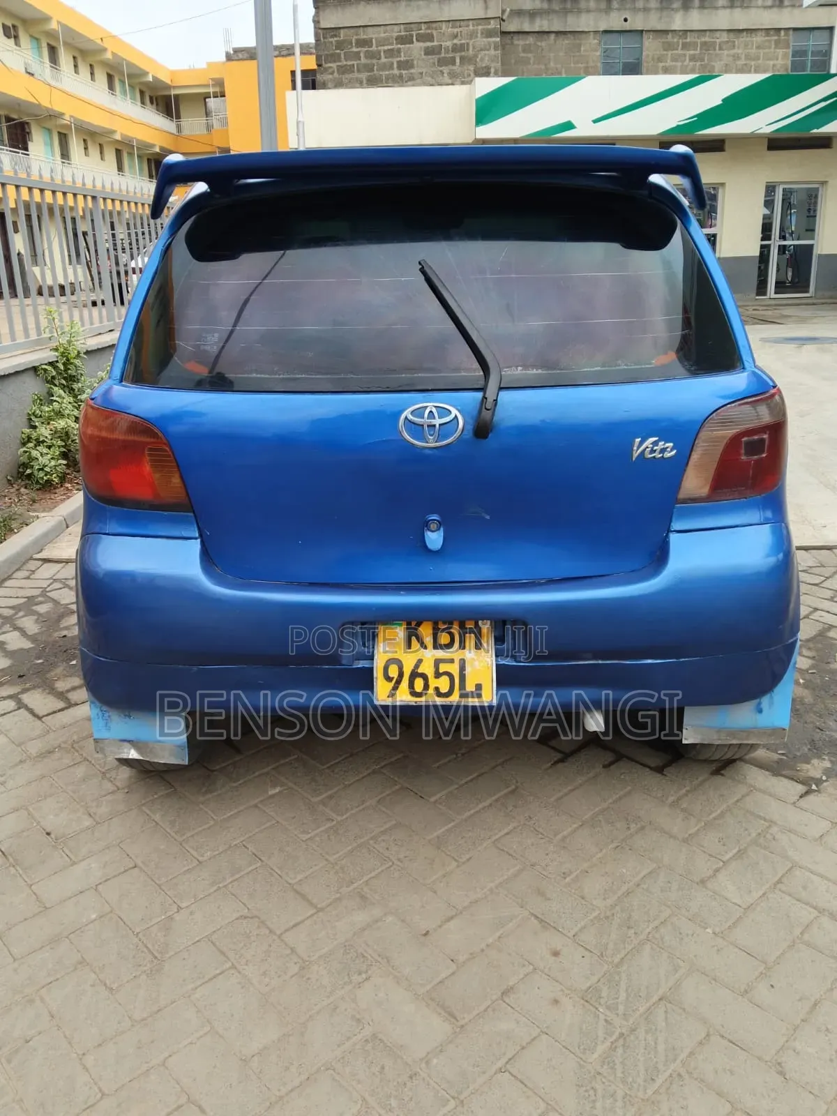 Toyota Vitz 2002 Blue