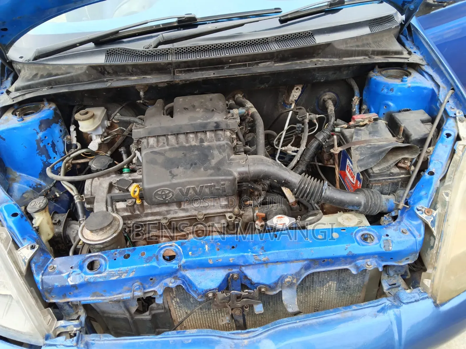 Toyota Vitz 2002 Blue