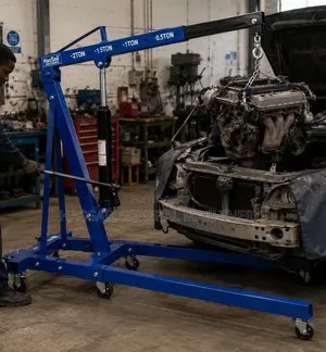 Car Engine Crane