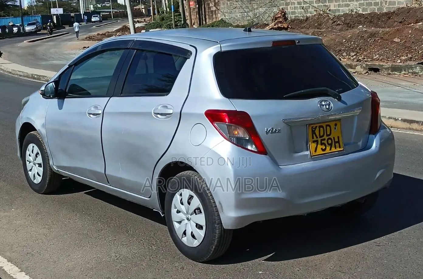 Toyota Vitz 2014 White