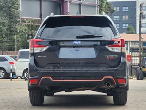 Subaru Forester 2.5i Premium AWD 2018 Gray
