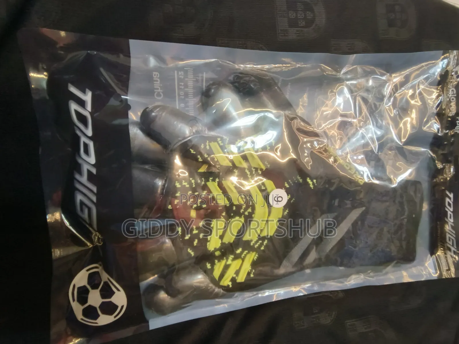 Size 9 Gloves for Goalkeeper