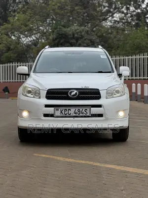 Toyota RAV4 2008 White