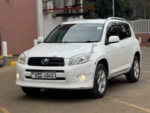 Toyota RAV4 2008 White