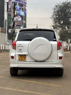 Toyota RAV4 2008 White