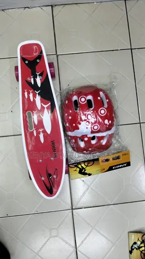Skating Board + Helmete, Plastick Made Skate Board