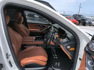 Mercedes-Benz S-Class S 500 4MATIC 2021 Off white