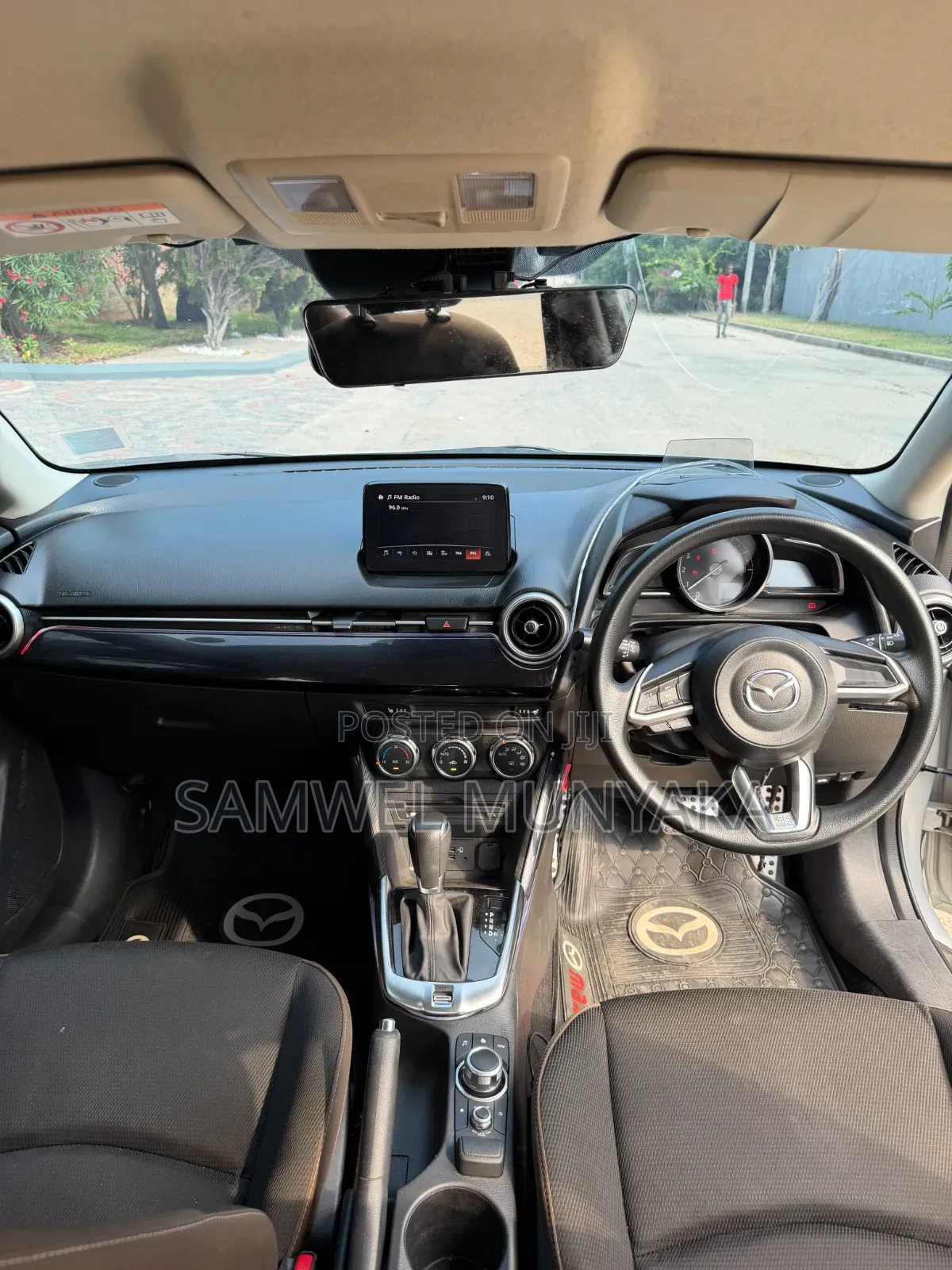 Mazda 2 2019 Silver