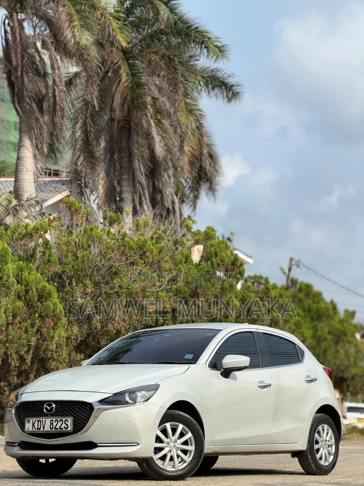 Mazda 2 2019 Silver