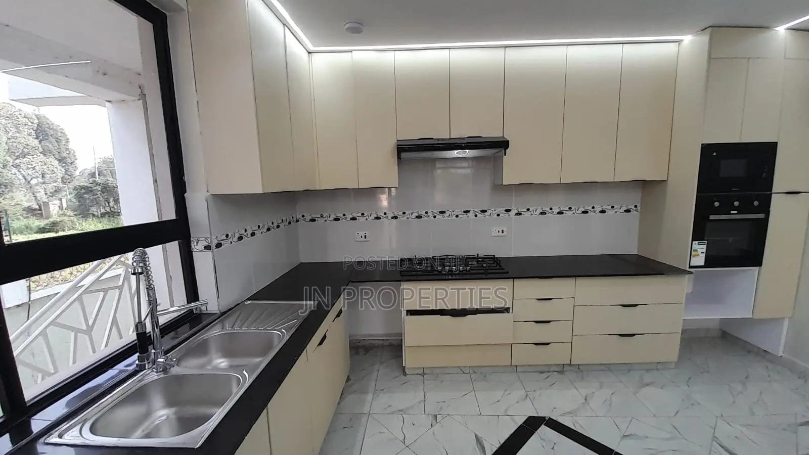 3bdrm Townhouse / Terrace in Runda for rent