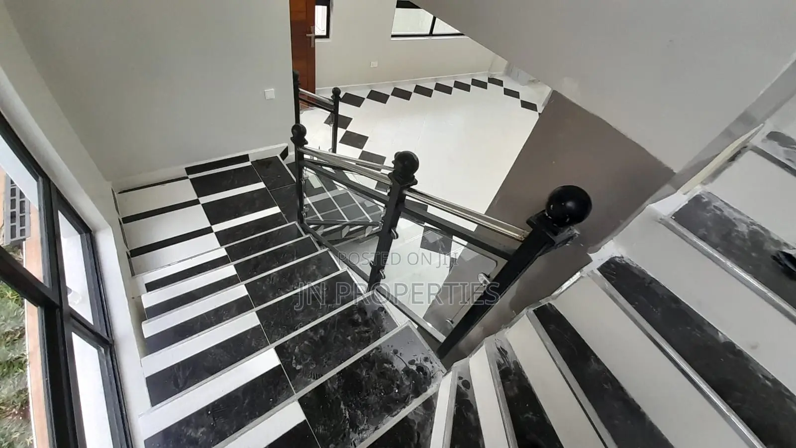 3bdrm Townhouse / Terrace in Runda for rent