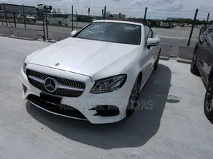 Mercedes-Benz E200 2019 Off white