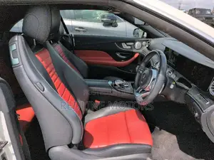 Mercedes-Benz E200 2019 Off white
