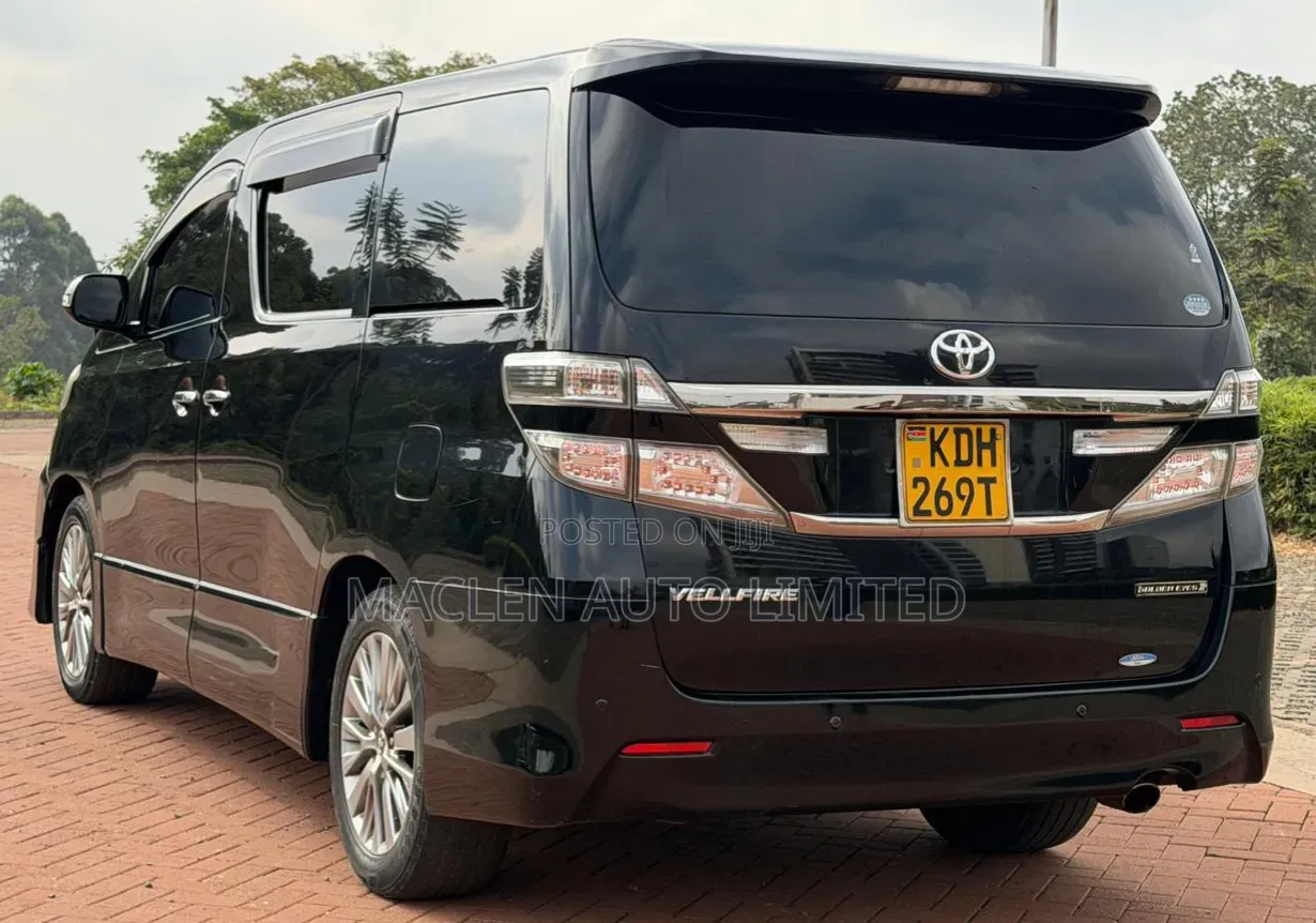 Toyota Vellfire 2014 Black